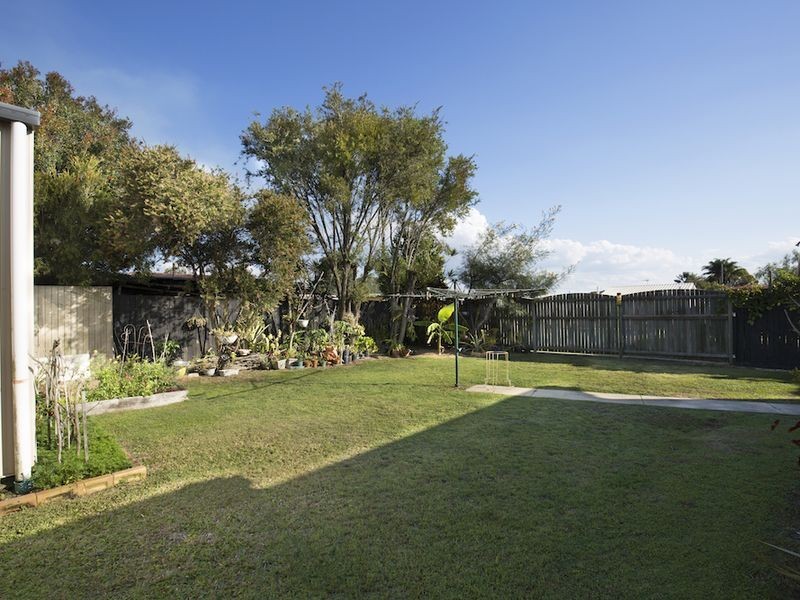 6 Pizzey Street, Kepnock QLD 4670