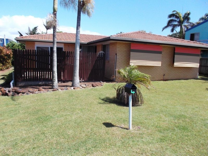 4 Bathurst Street, Elliott Heads QLD 4670