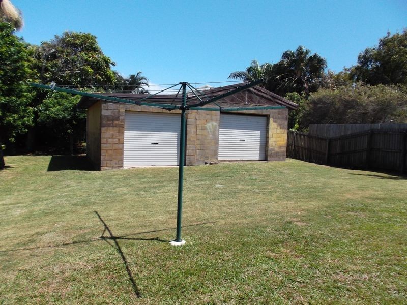 4 Bathurst Street, Elliott Heads QLD 4670