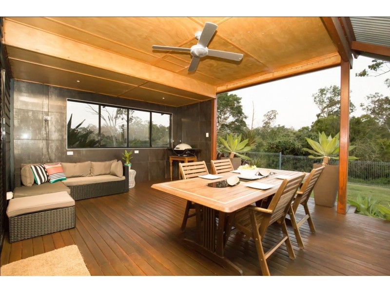 4 Workmans Road, Sharon QLD 4670