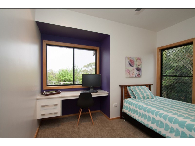 4 Workmans Road, Sharon QLD 4670