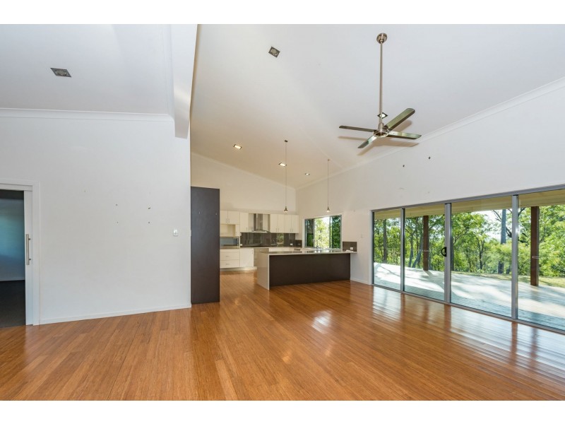 18 Cedars Road, South Bingera QLD 4670