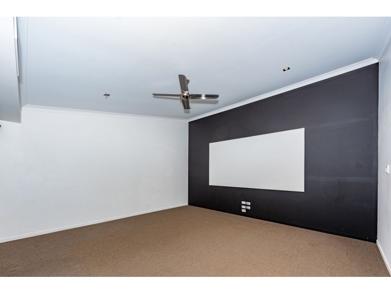 18 Cedars Road, South Bingera QLD 4670