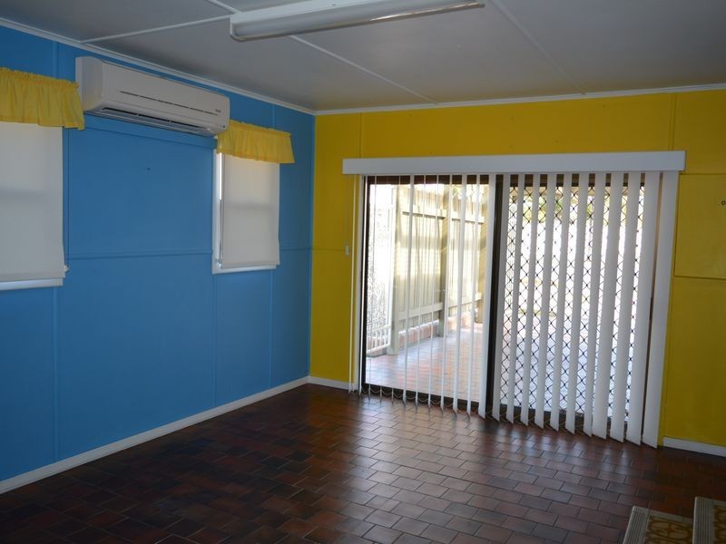 71 Sims Road, Avenell Heights QLD 4670