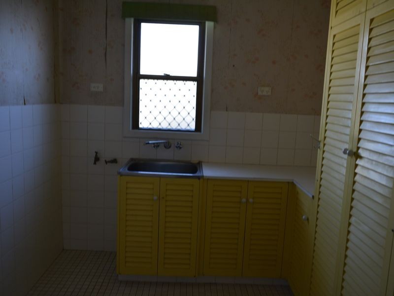 71 Sims Road, Avenell Heights QLD 4670