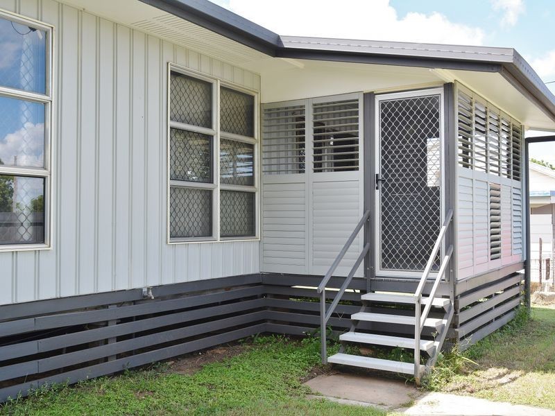 27 Ann Street, Bundaberg East QLD 4670