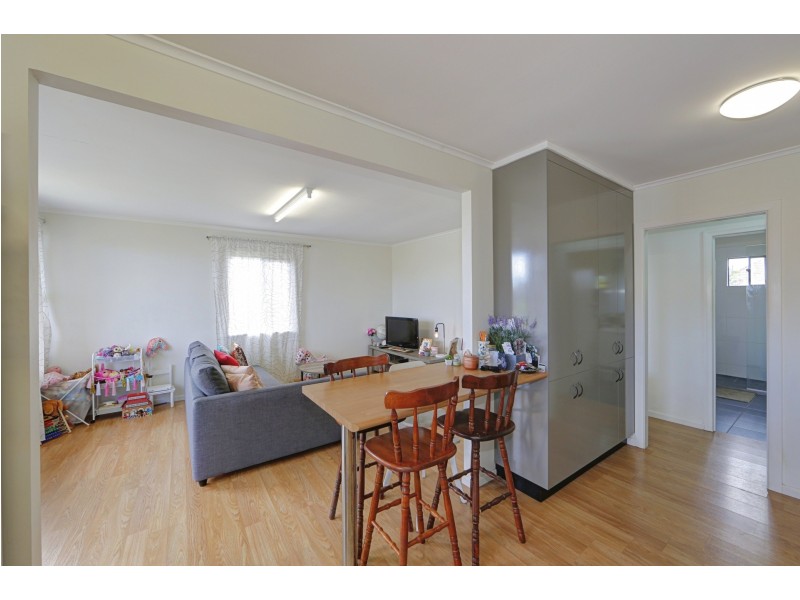 7 Walsh Street, Walkervale QLD 4670