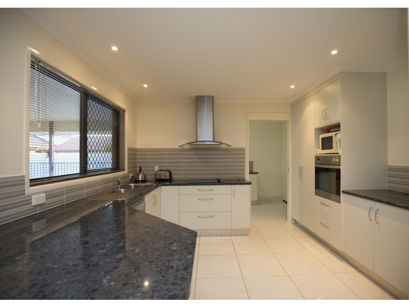 4 Garden View Street, Kalkie QLD 4670