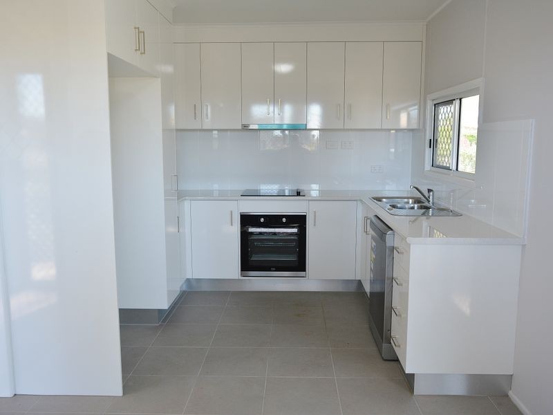 112 Elliott Heads Road, Avenell Heights QLD 4670