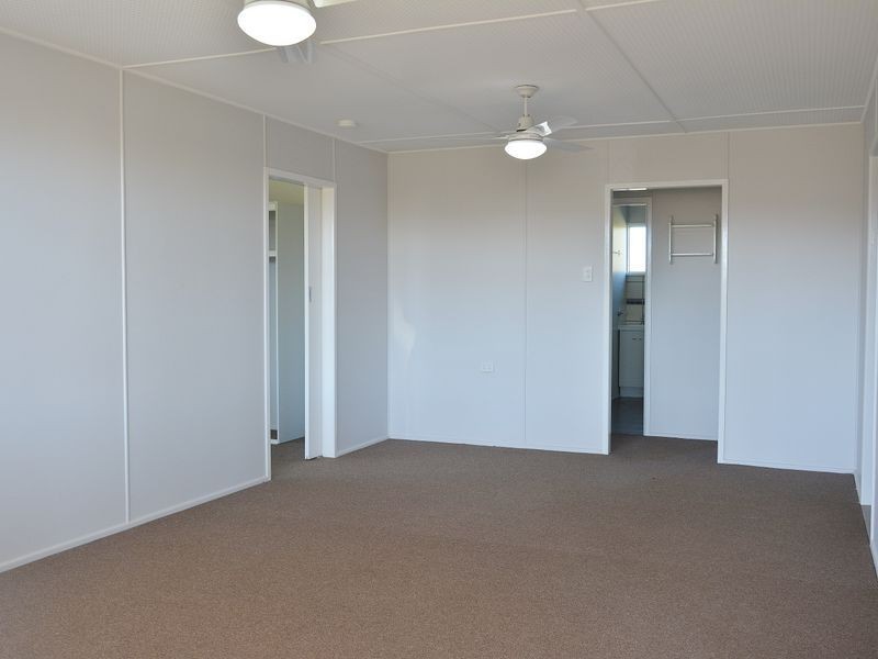 112 Elliott Heads Road, Avenell Heights QLD 4670