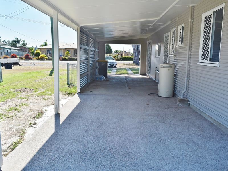 112 Elliott Heads Road, Avenell Heights QLD 4670