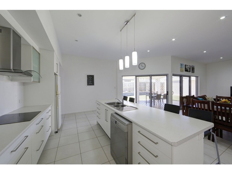 23 Longview Street, Ashfield QLD 4670