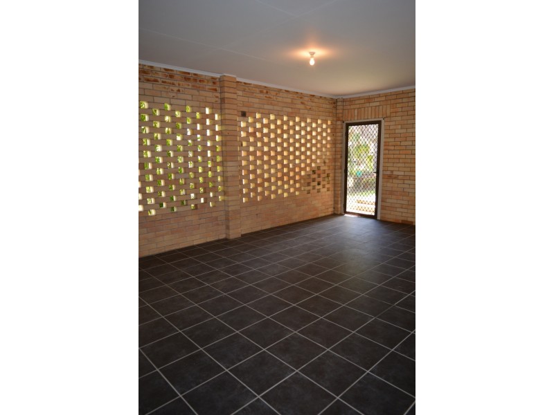71 Fe Walker Street, Kepnock QLD 4670