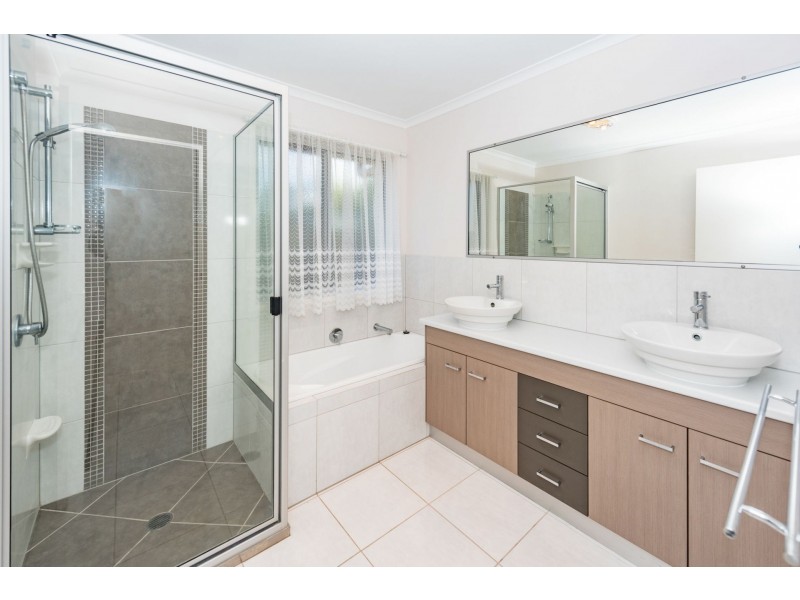 1/6 Theodore Street, Svensson Heights QLD 4670