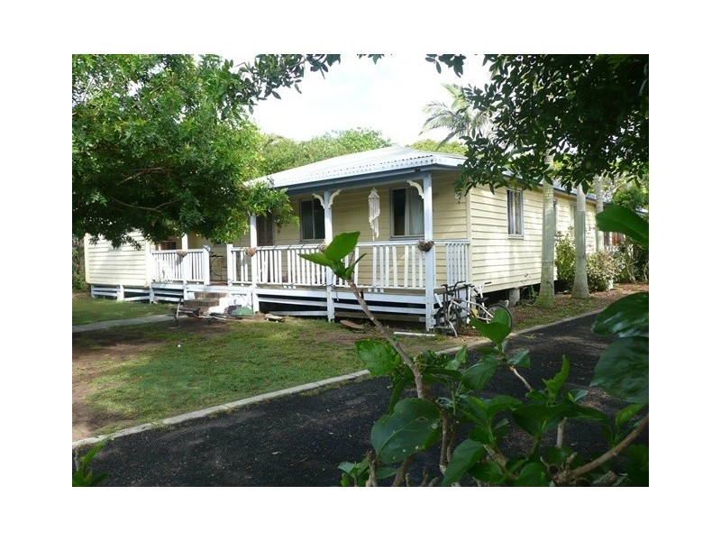 25 Watsons Road, Bargara QLD 4670