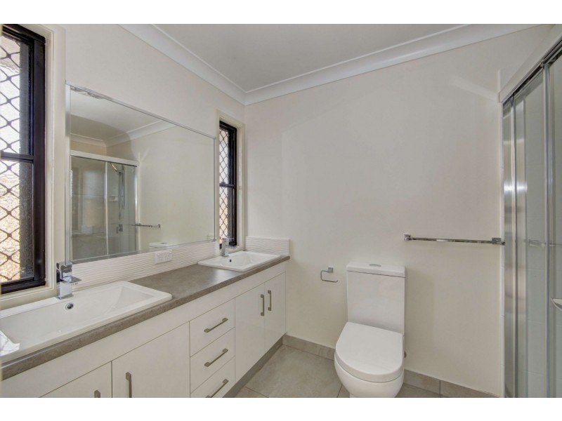 1 – 9/6 Back Hill Drive, Coral Cove QLD 4670