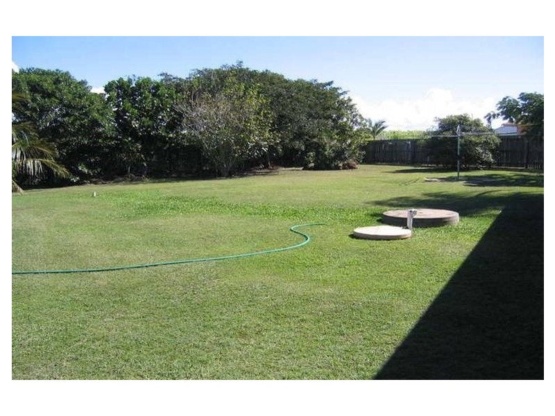 15 Camilleri Court, Elliott Heads QLD 4670