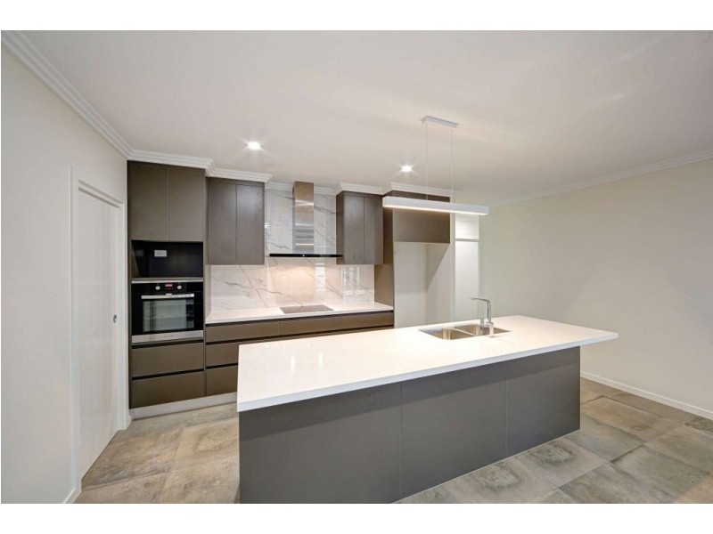 45 Sanctuary Drive, Ashfield QLD 4670