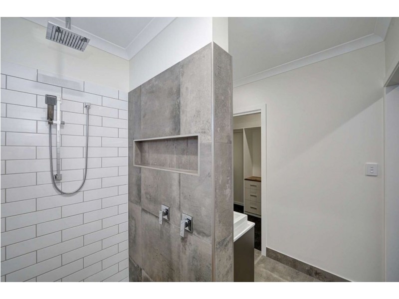 45 Sanctuary Drive, Ashfield QLD 4670