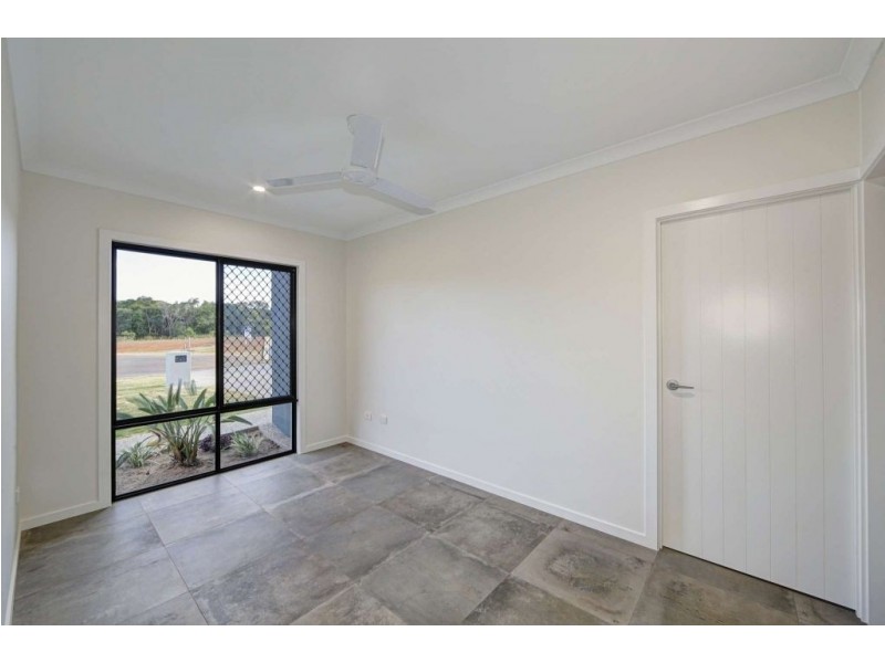 45 Sanctuary Drive, Ashfield QLD 4670