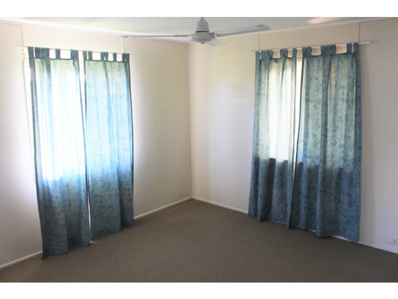 1/12 Ritchie Street, Norville QLD 4670