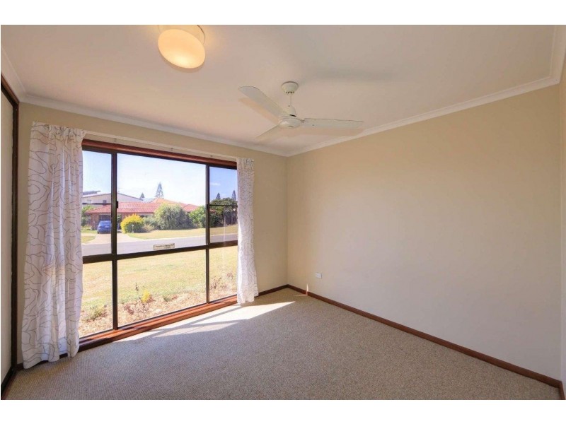 6 Oceanview Street, Bargara QLD 4670