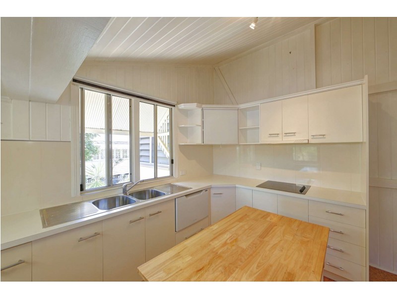 128 Woondooma Street, Bundaberg West QLD 4670