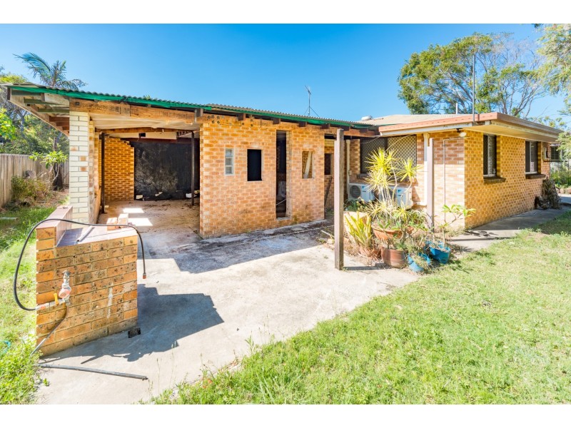 38 Sinclair Street, Avenell Heights QLD 4670