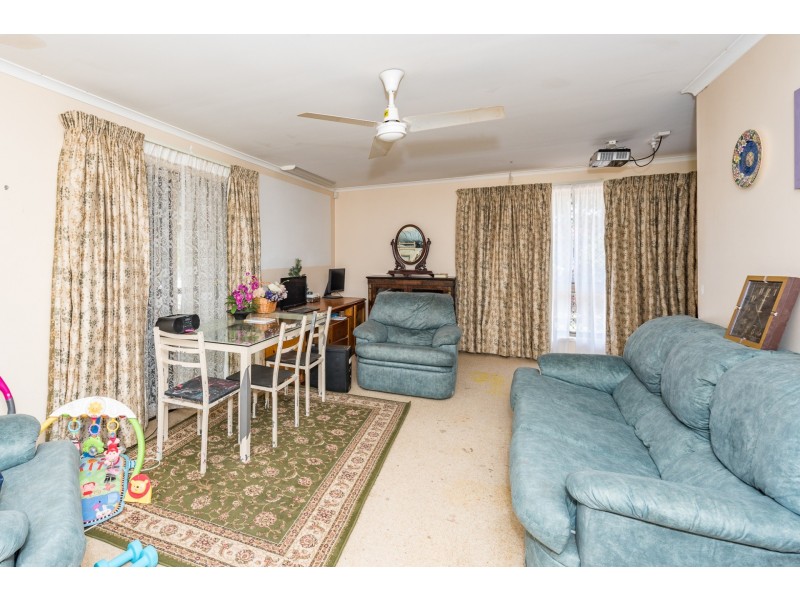 38 Sinclair Street, Avenell Heights QLD 4670