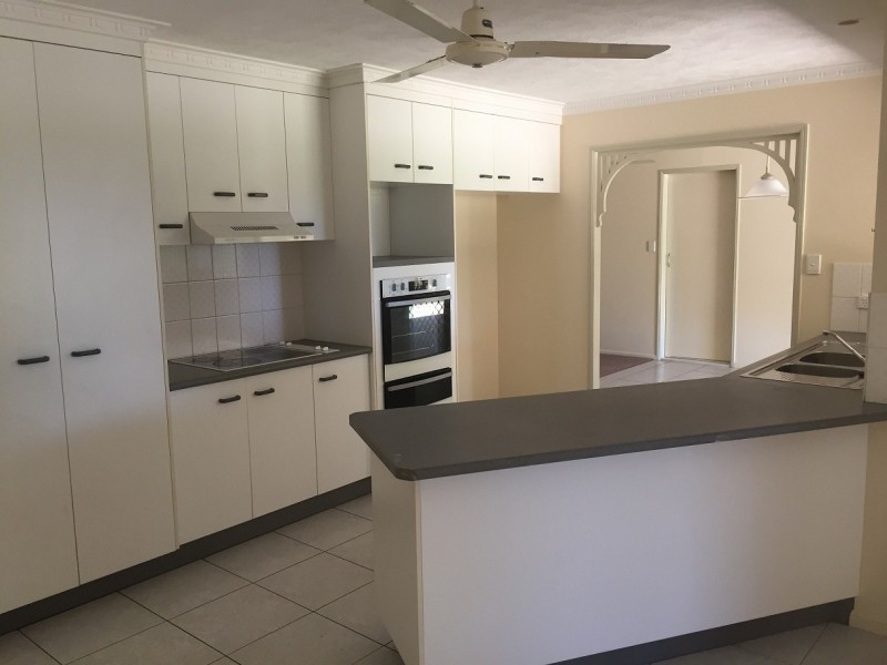 58 Rowlands Road, Burnett Heads QLD 4670