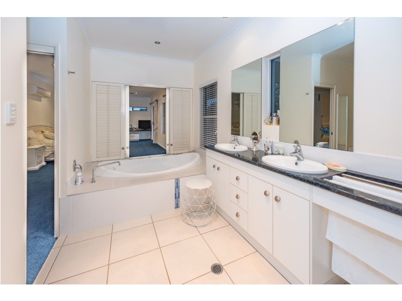 34 North Haven Drive, Bundaberg North QLD 4670