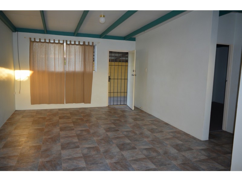 2/18 Hampson St, Millbank QLD 4670