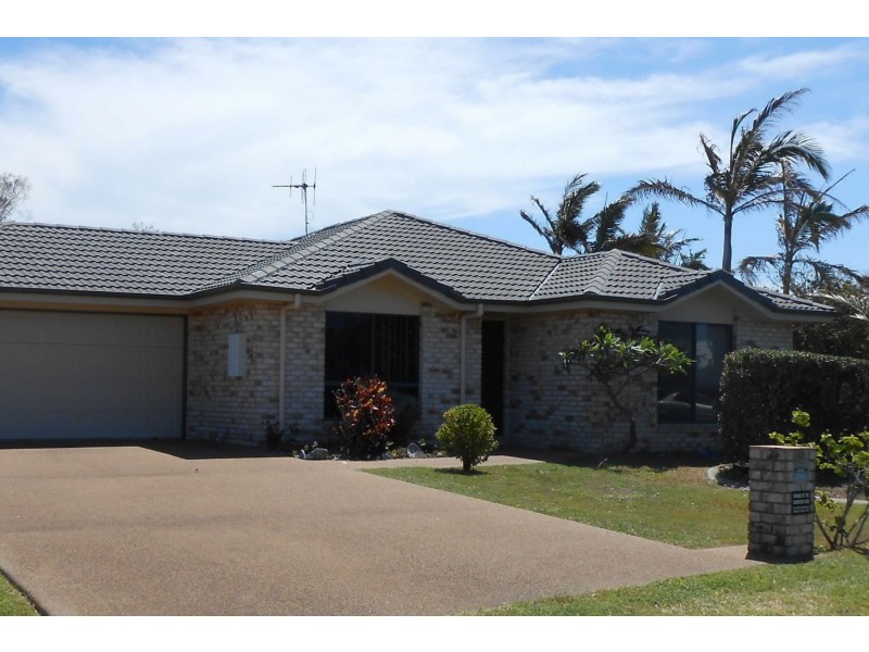 69 Shelley Street, Burnett Heads QLD 4670