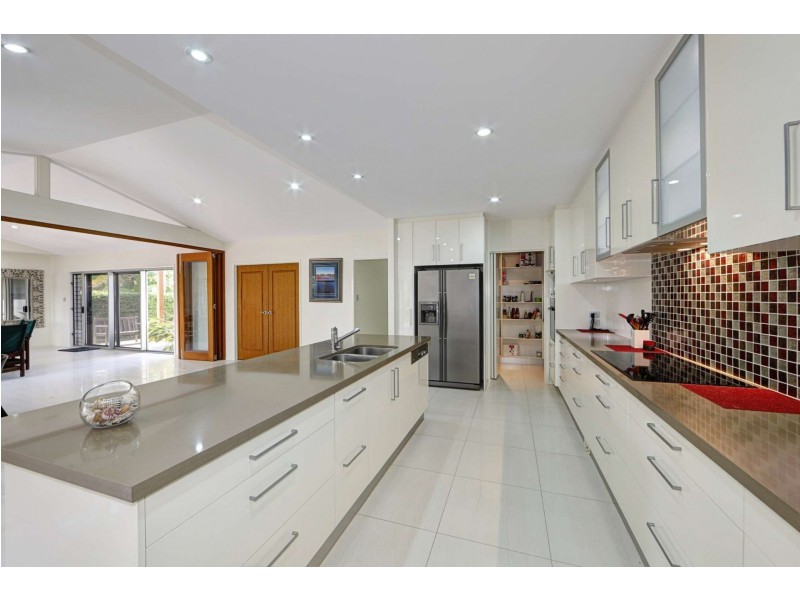 13 Bussey Street, Bargara QLD 4670