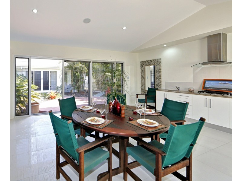 13 Bussey Street, Bargara QLD 4670