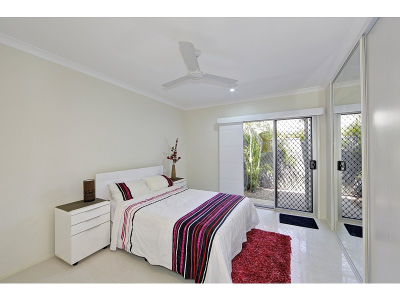 13 Bussey Street, Bargara QLD 4670