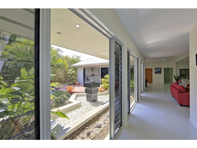 13 Bussey Street, Bargara QLD 4670