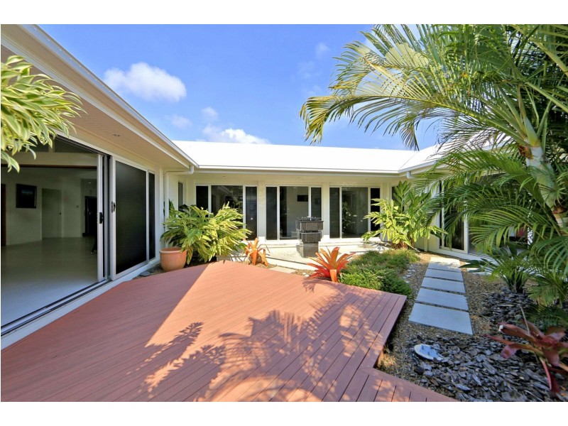 13 Bussey Street, Bargara QLD 4670