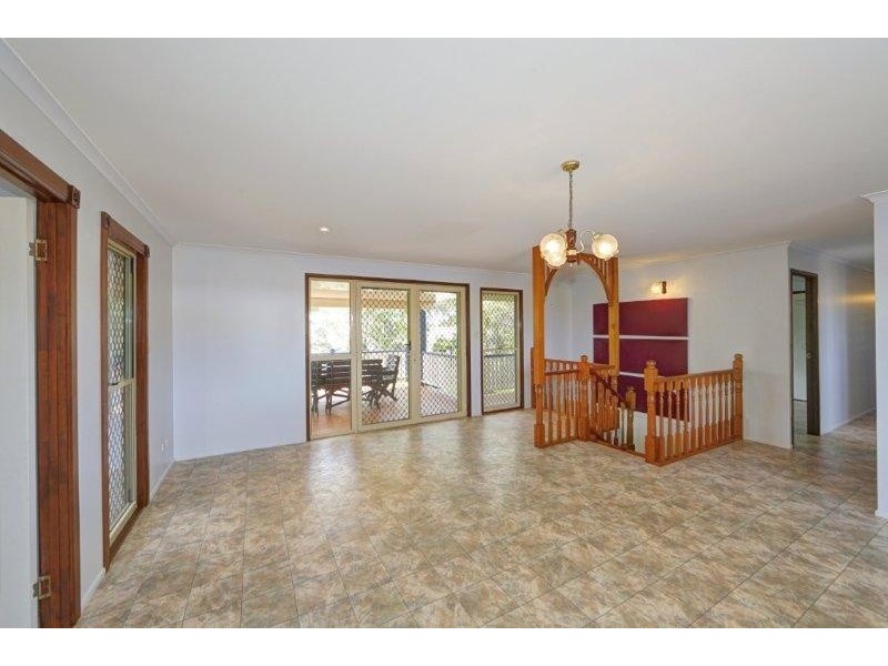 5 Cossart Crescent, Bargara QLD 4670