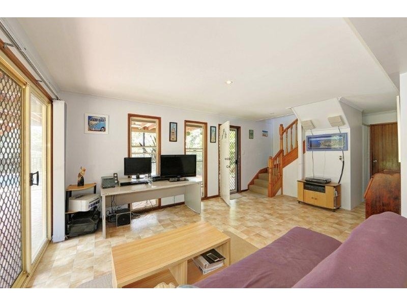 5 Cossart Crescent, Bargara QLD 4670