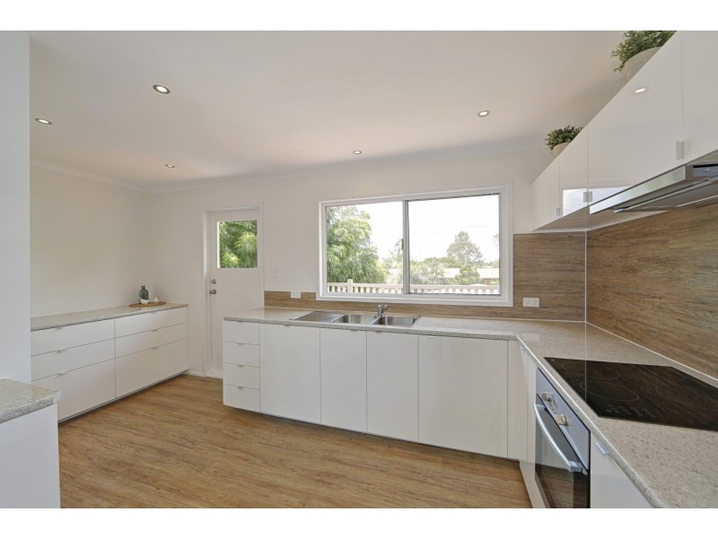 39 Thomas Thomsen Drive, Thabeban QLD 4670