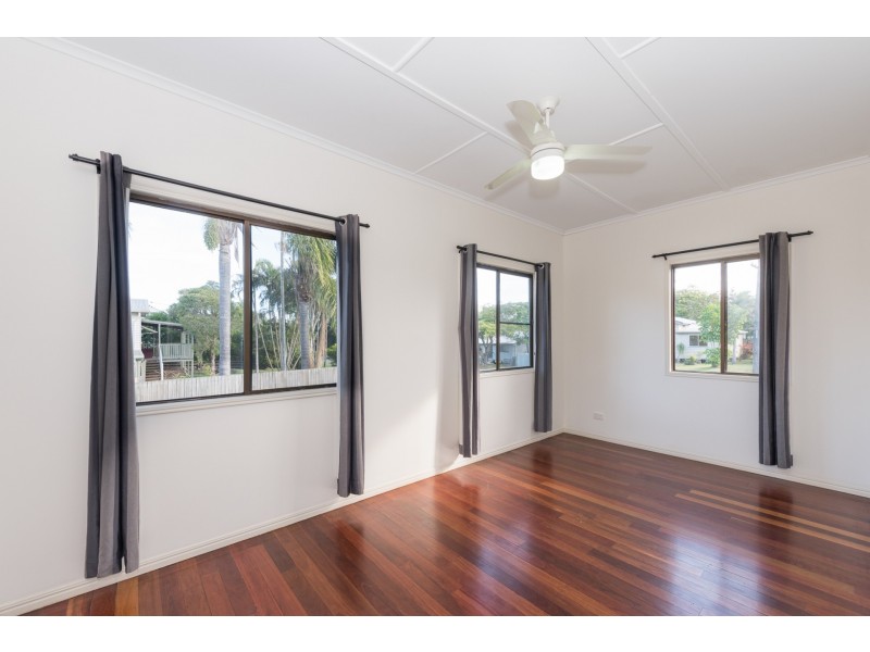 8 Wilmot Street, Bundaberg North QLD 4670