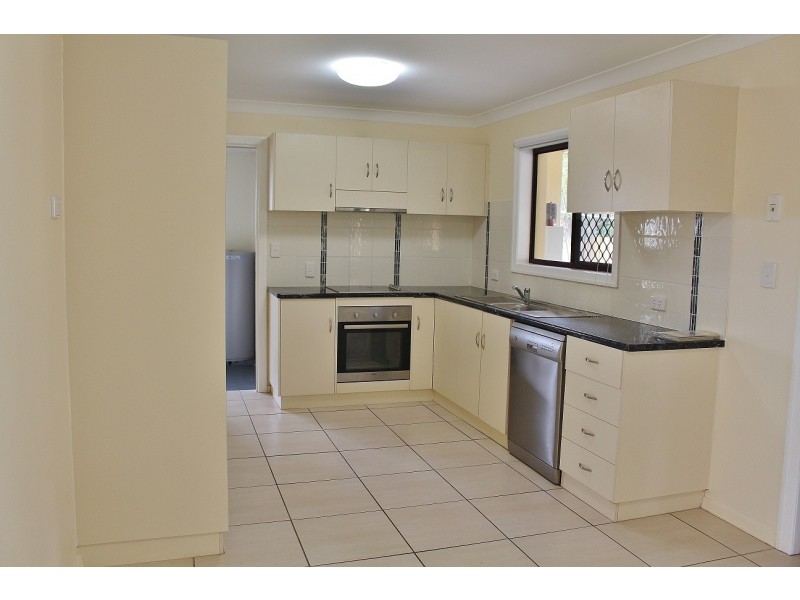 4a Barellan Parade, Qunaba QLD 4670