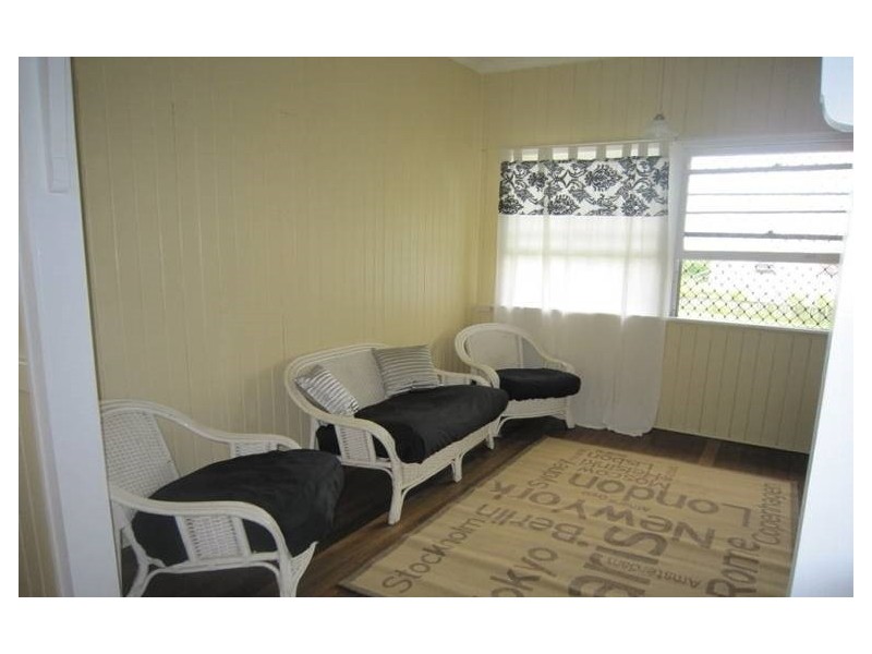 3 Lamb Street, Walkervale QLD 4670