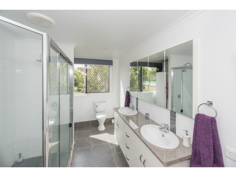 35 Elliott Heads Road, Kepnock QLD 4670