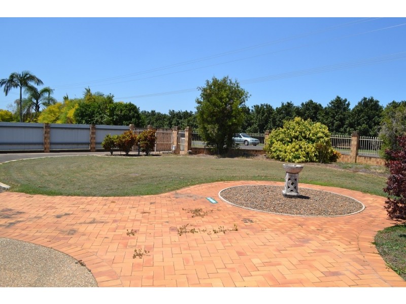 1472 Moore Park Road, Gooburrum QLD 4670