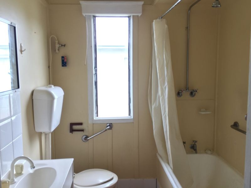 10 Elliott Heads Road, Kepnock QLD 4670