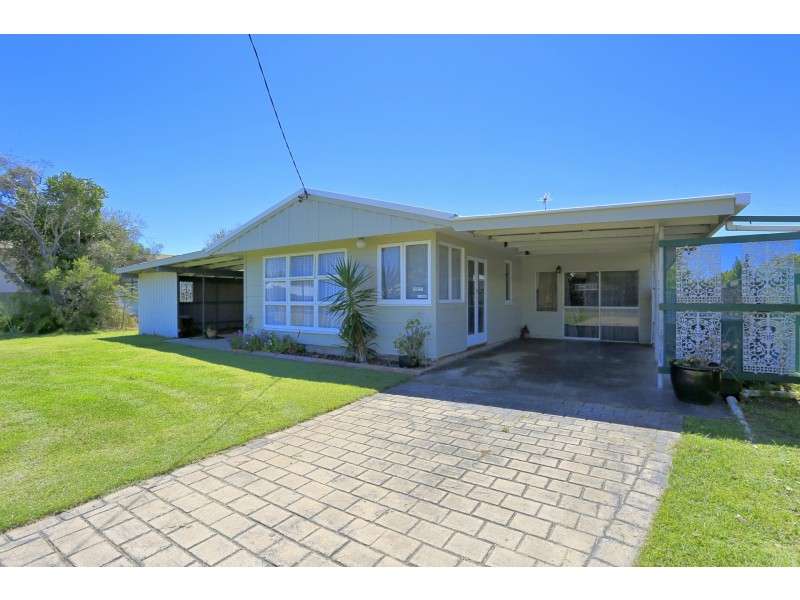 14 Tanner Street, Bargara QLD 4670