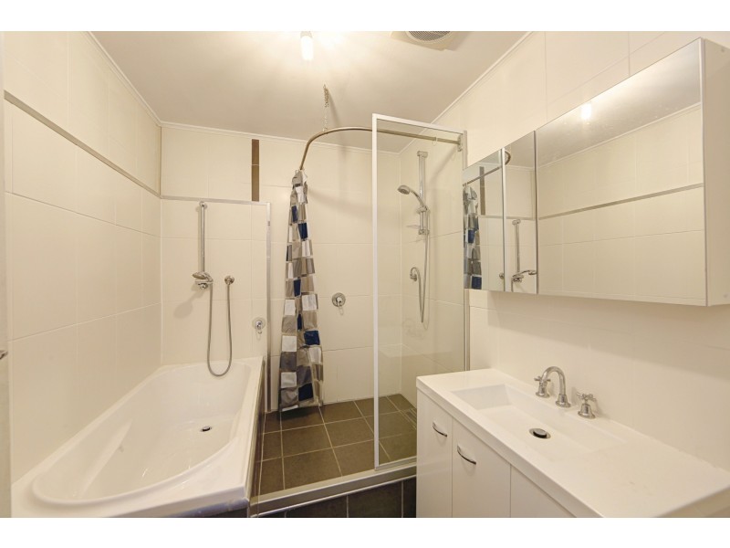 14 Tanner Street, Bargara QLD 4670