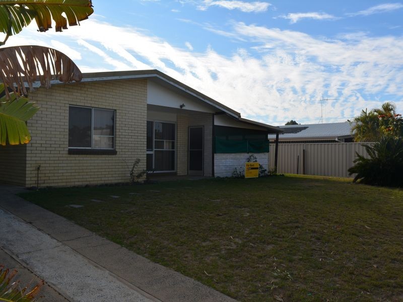 28 Palm Court, Moore Park Beach QLD 4670